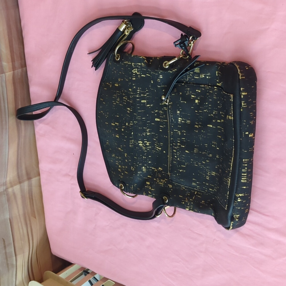 ⌛️ Queork Flapper Crossbody